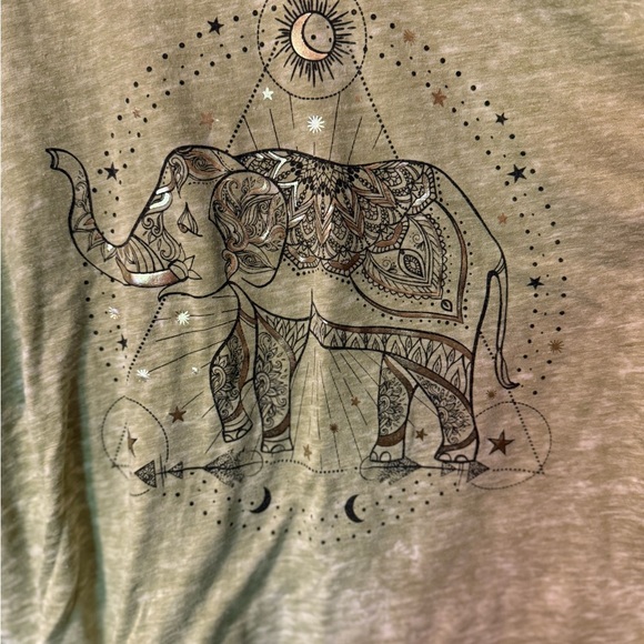 Rebellious One Green Short Sleeve Tee Casual Style - Picture 2 of 4